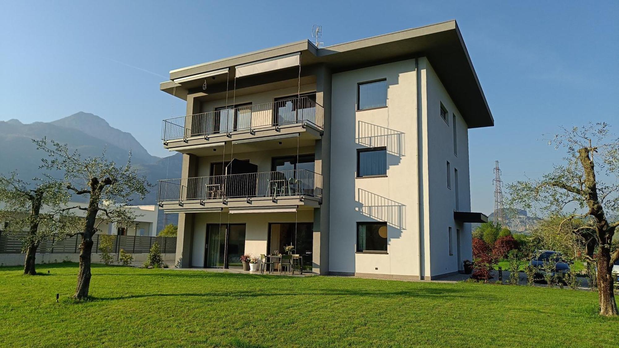 Elvy Garda Living Garden Apartamento Riva del Garda Exterior foto