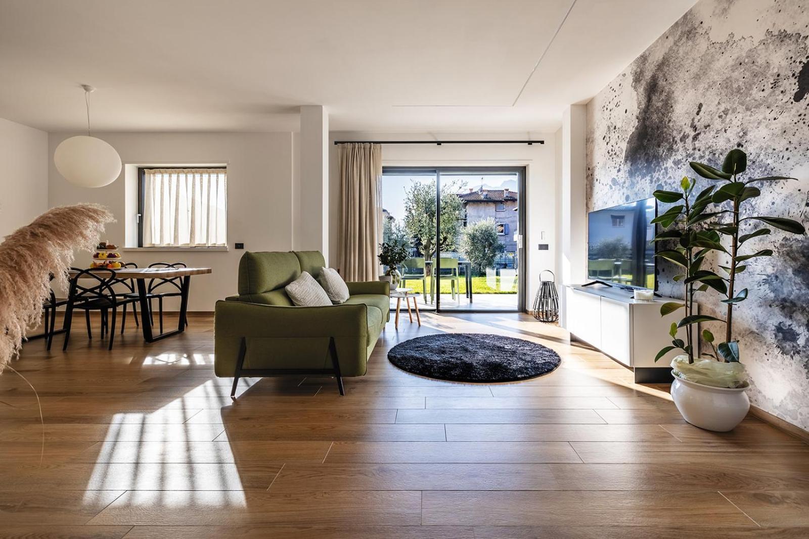 Elvy Garda Living Garden Apartamento Riva del Garda Exterior foto